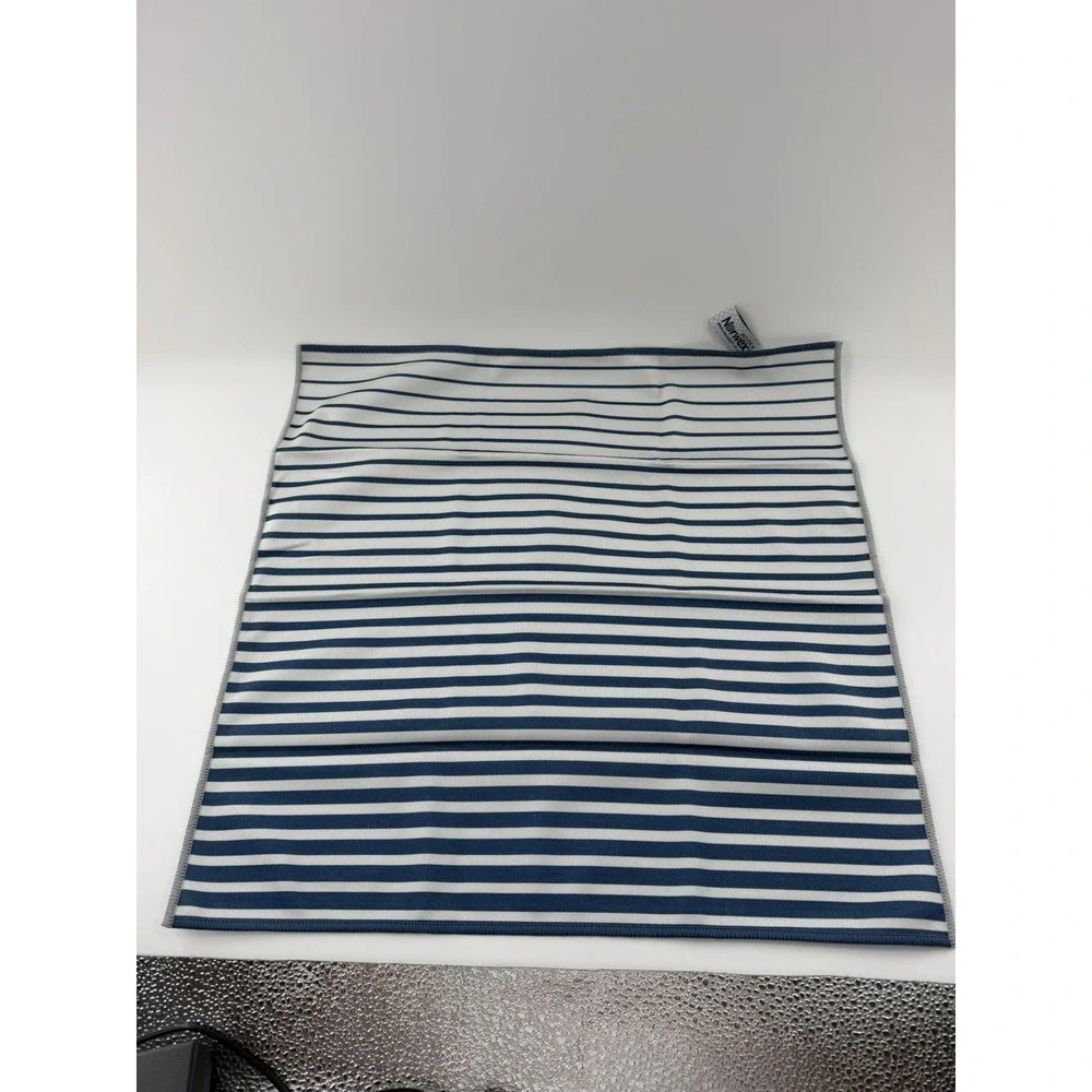 NEW Norwex Window Cloth Cleaning Microfiber with BacLock Blue White Stripes